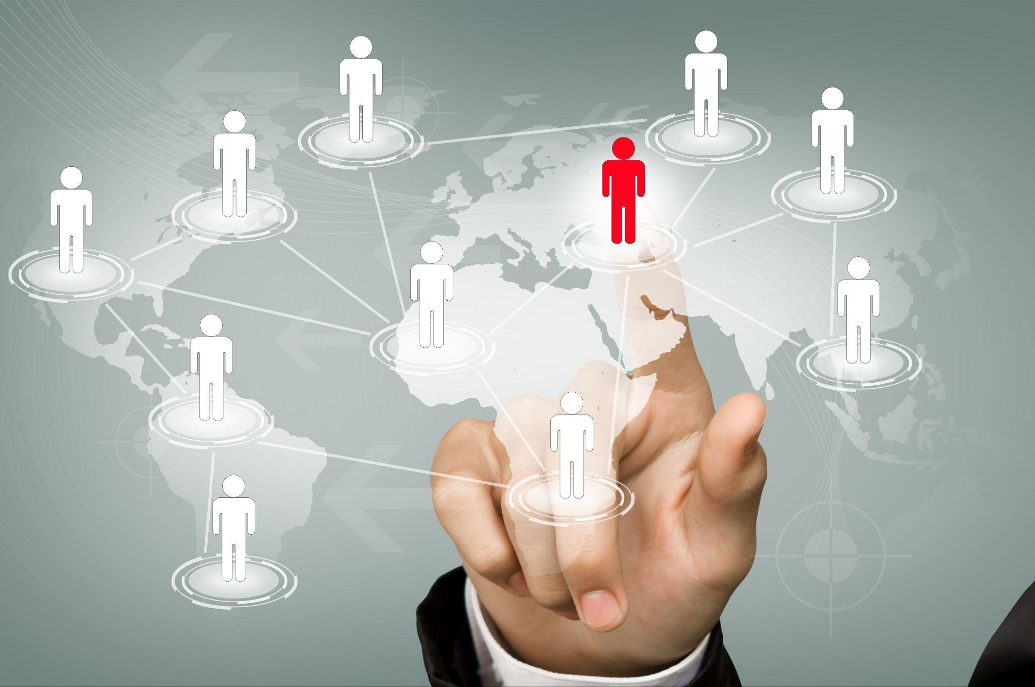 Global leadership hiring discussion
